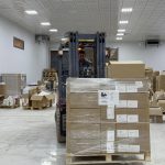استلام جهاز الإمداد الطبي شحنة جديدة من القوقعات السمعية المخصصة لضعاف السمع 698347800 1652993866615677 3910077456044389697 n